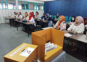 Pemilihan Ketua Komite